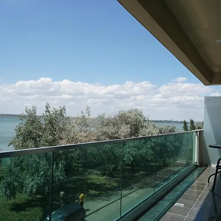 Your Escape To The Apartment Mamaia