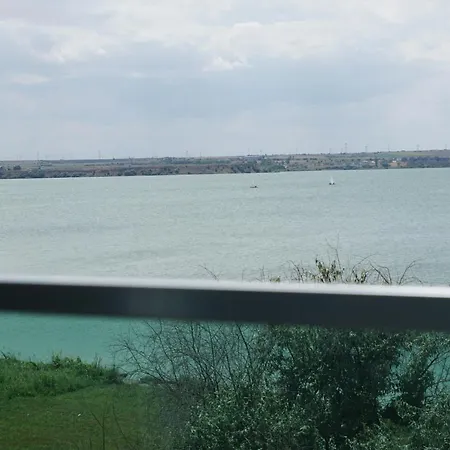 Your Escape To The * Mamaia