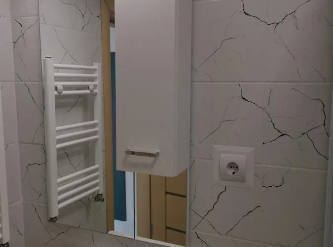 Your Escape To The מאמאיה