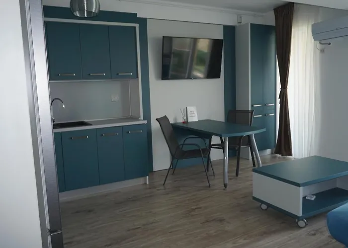 דירה Your Escape To The *