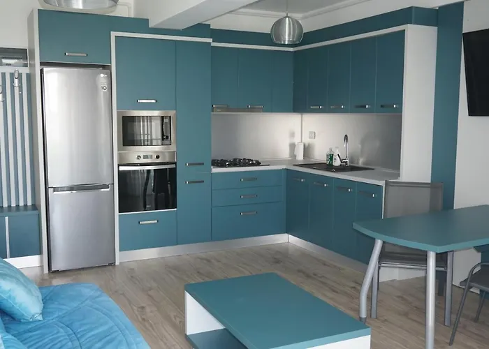 דירה Your Escape To The מאמאיה